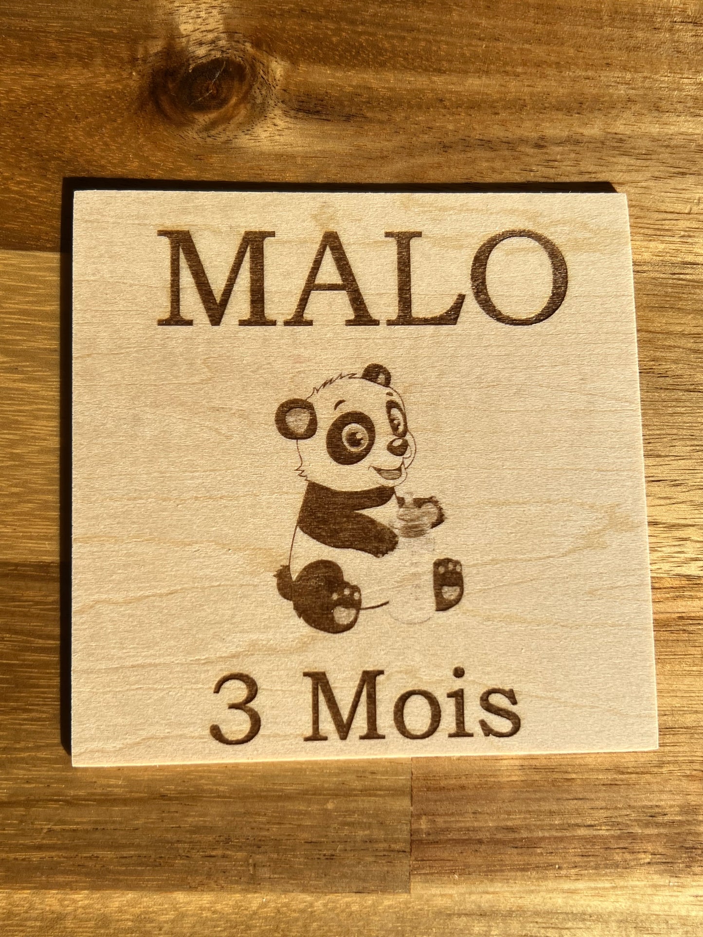 12 Pancartes “Panda” Personnalisées + 1 trépied en bois